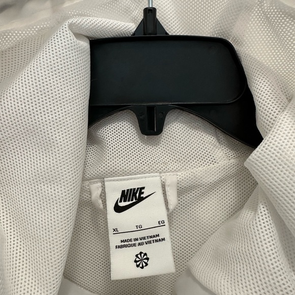 NIKE HERITAGE ESSENTIALS WINDRUNNER HOODED JACKET ( custom logo ) Size XLarge - Picture 8 of 8